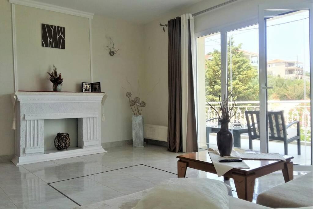 Sea And Mountains View Apartment Argostoli  Ngoại thất bức ảnh